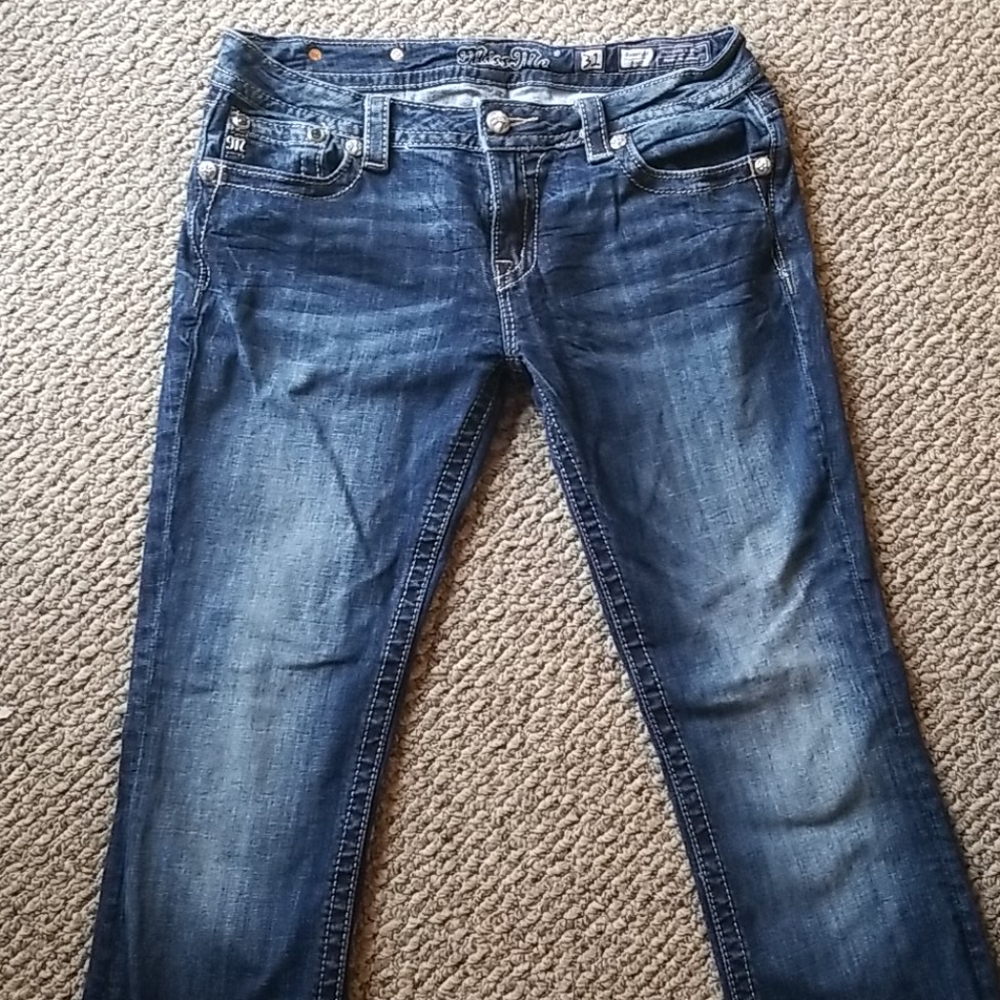 Miss Me bootcut jeans sz 31/35